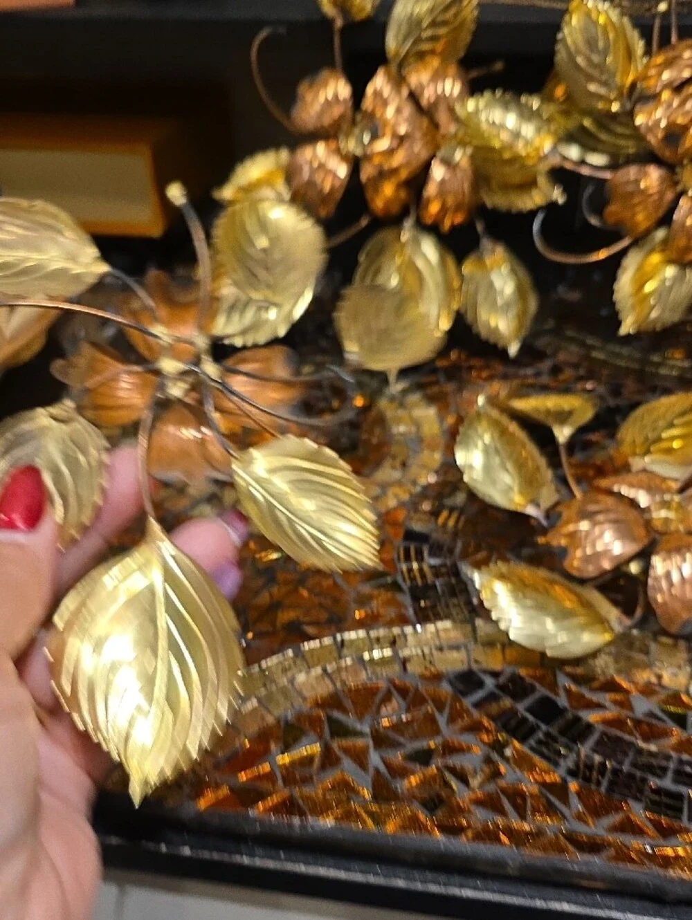 Gold Metal Leaf Wall Art Floral Décor - Elegant Home Accent